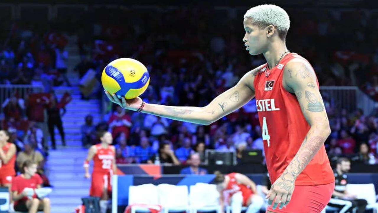 Türk sporunda bir ilk: Melissa Vargas resmen açıkladı, karar verildi! 5